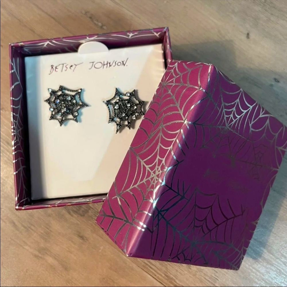 Betsey Johnson Spider Web Earrings NEW
